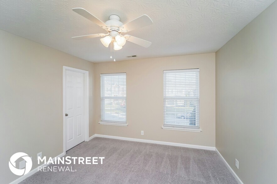 Building Photo - 9222 River Trail Dr