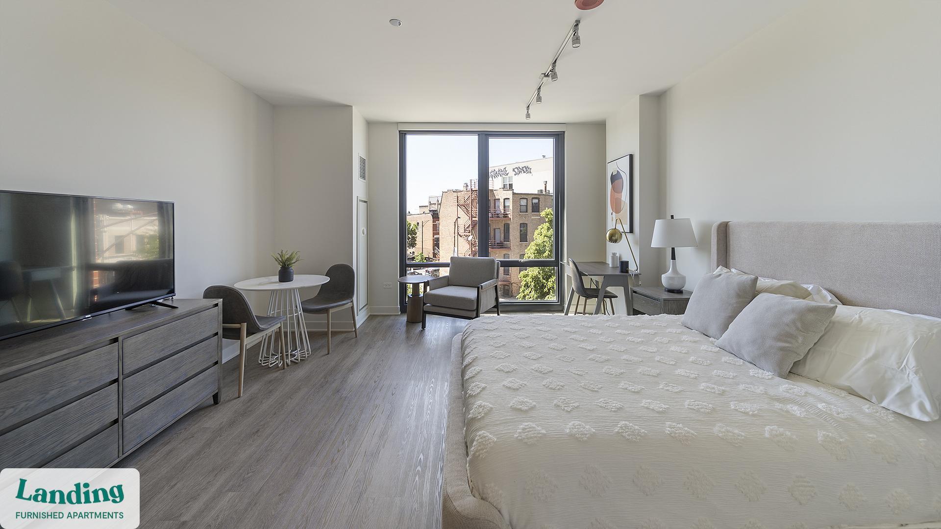 Building Photo - 740 N Aberdeen St