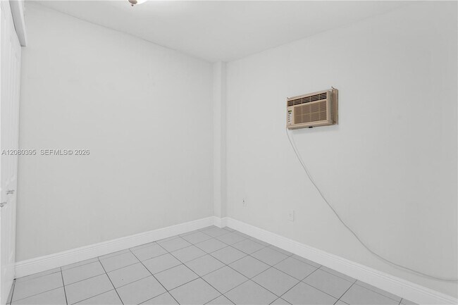 Building Photo - 9441 SW 27th Dr