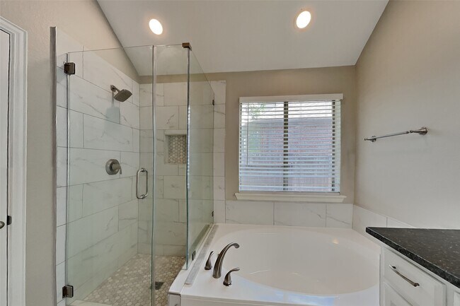 Building Photo - 17011 Buffalo Peak Ct