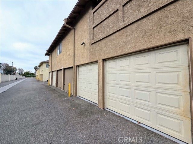 Building Photo - 16806 Sierra Vista Way