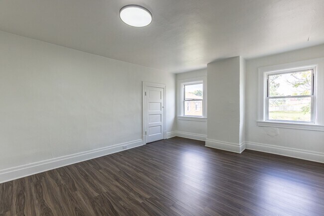 Building Photo - 123 Beltzhoover Ave