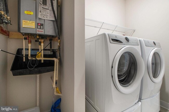 Building Photo - 7960 -B Potter Pl