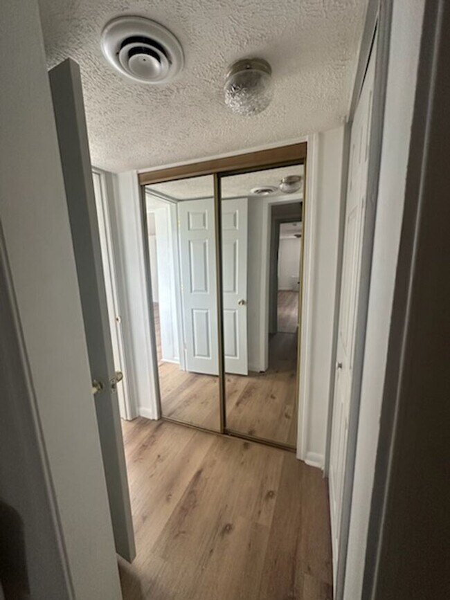 Building Photo - Fully Renovated Single-Family Home in Spar...