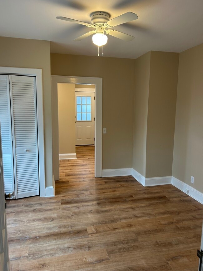 Building Photo - 14 Denison Ave