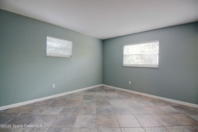 Building Photo - 3325 Elizabeth St