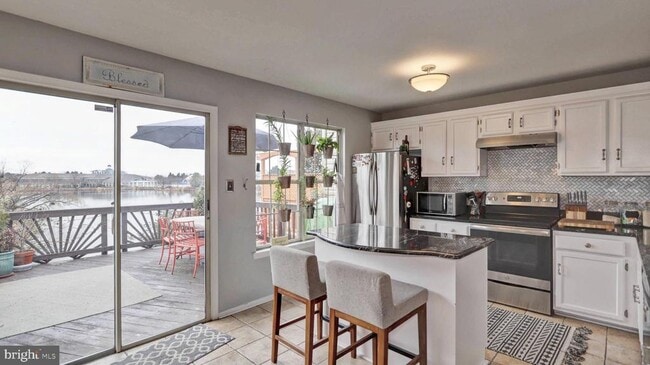 Building Photo - 44072 Florence Terrace