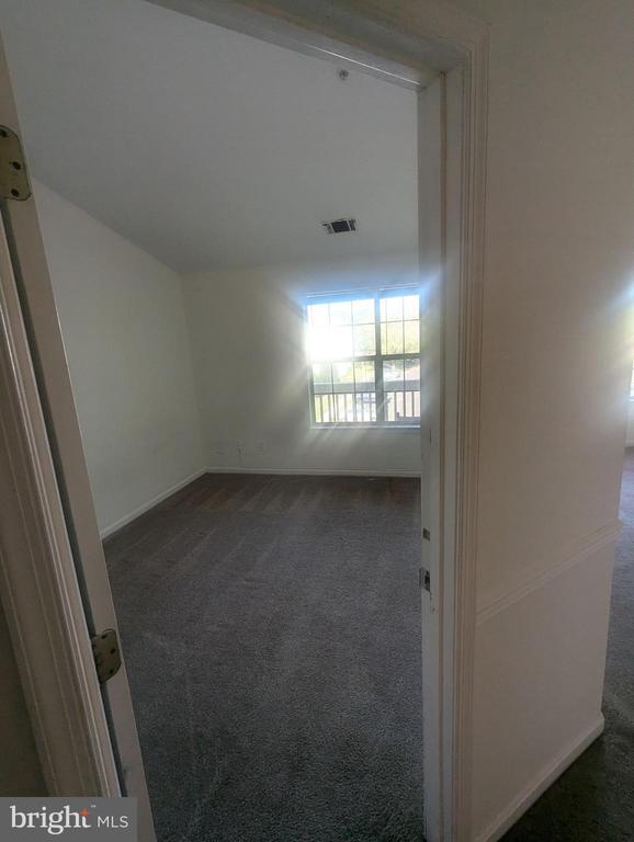 Building Photo - 11010 Koman Cir