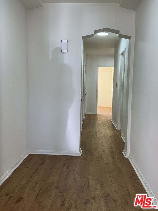 Building Photo - 211 S Arnaz Dr