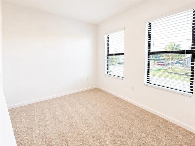 Building Photo - 6312 Silverstar Dr