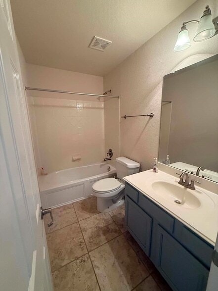 Building Photo - 19806 Amber Village Ln