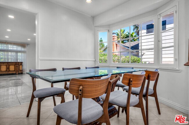 Building Photo - 10810 Rochester Ave