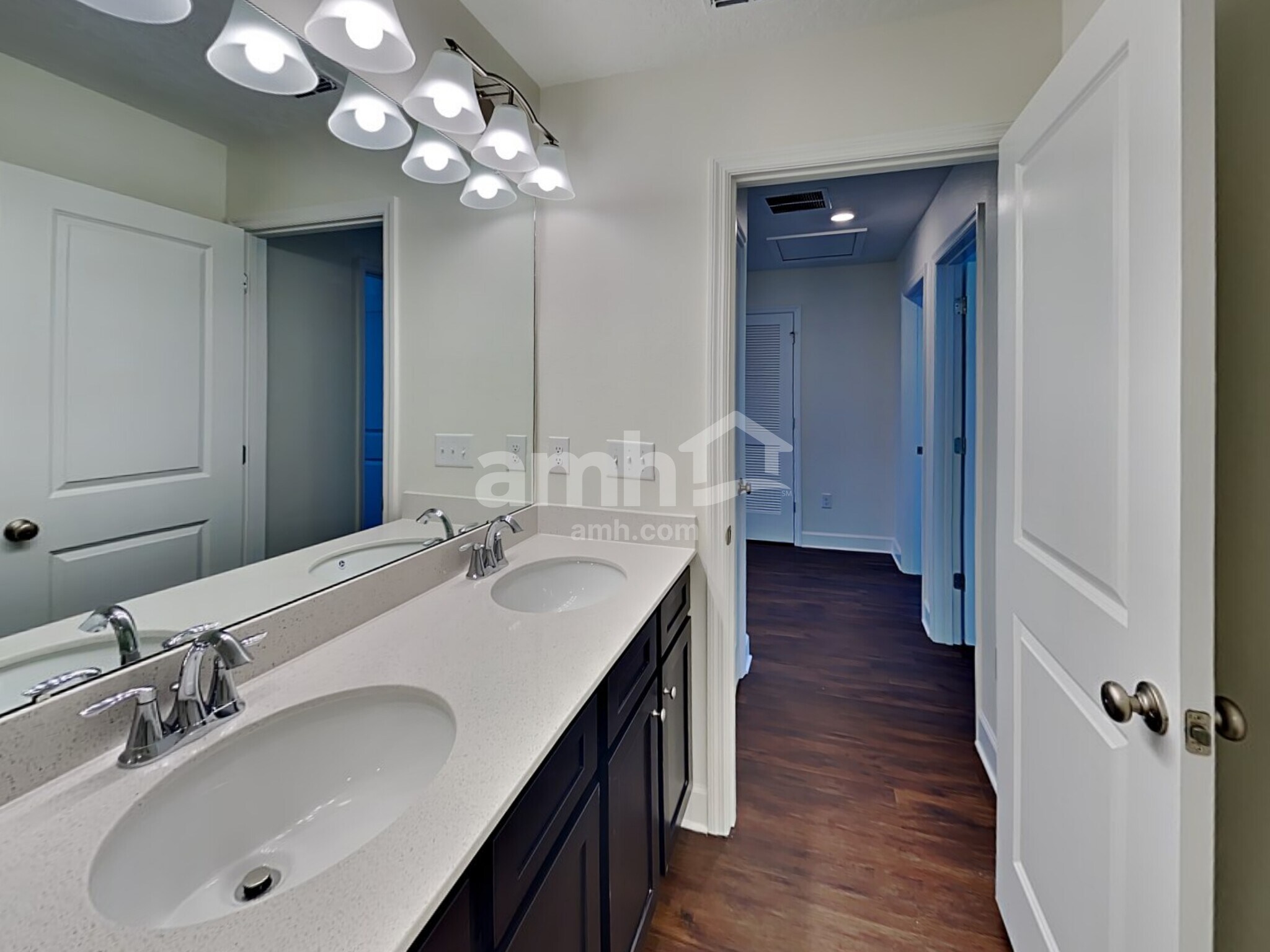 Building Photo - 2109 Saffron Walden Dr