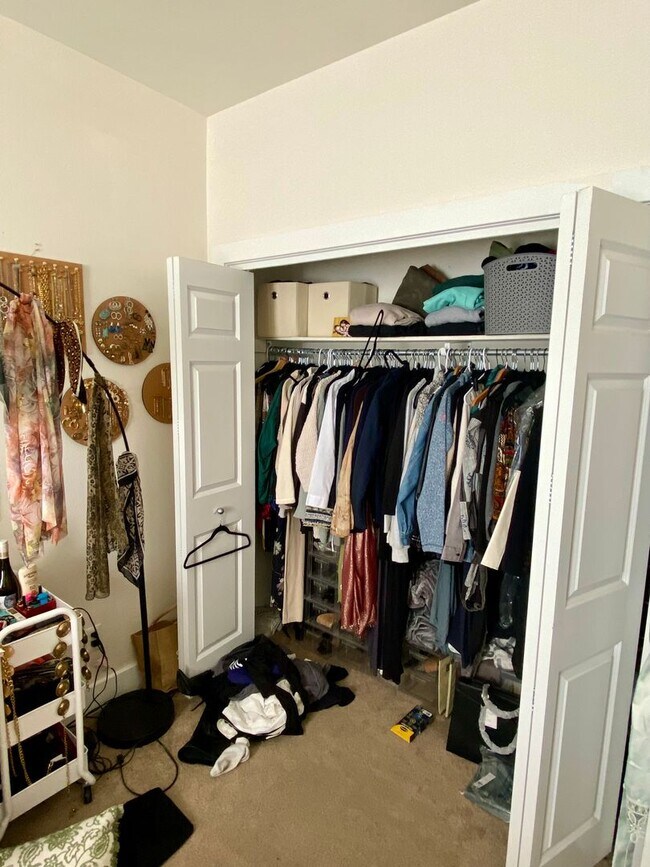 Building Photo - Available for 2026-2027 Fall Pre-Leasing! ...