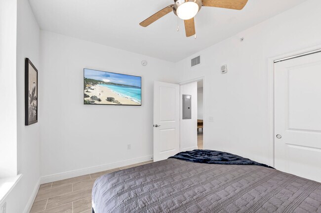 Building Photo - 701 Pilot Ln