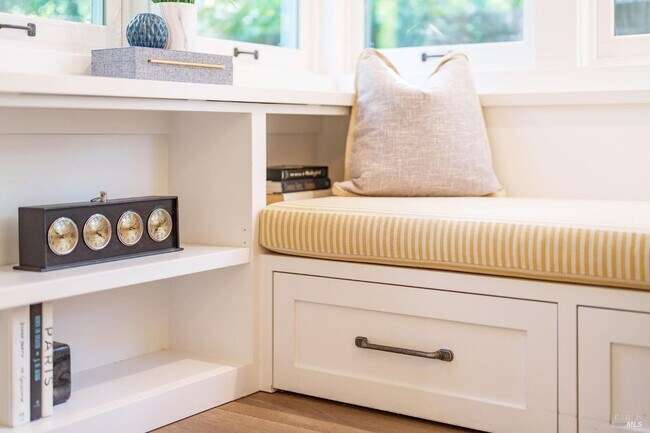 Building Photo - 2 Bedroom 2 Bath Calistoga Oasis with Additional 1 Bedroom 1 Bath ADU with landscaping paid for!