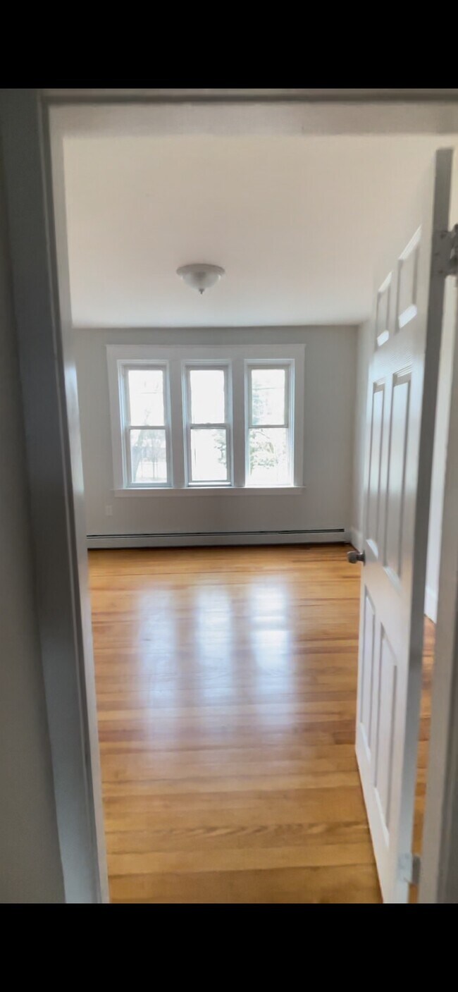 Building Photo - 316/318 Eaton St