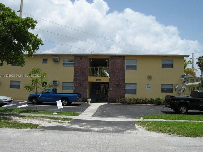 Primary Photo - 12905 Arch Creek Rd