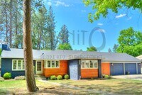 Building Photo - 1624 S Grand Blvd