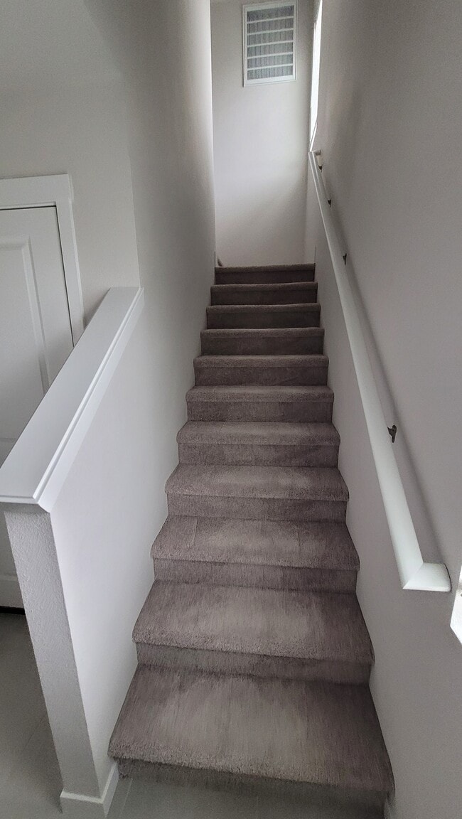 Building Photo - 7065 NW Bountiful Terrace