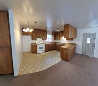 Building Photo - A Surfer's dream!! Short distance to the beach!!