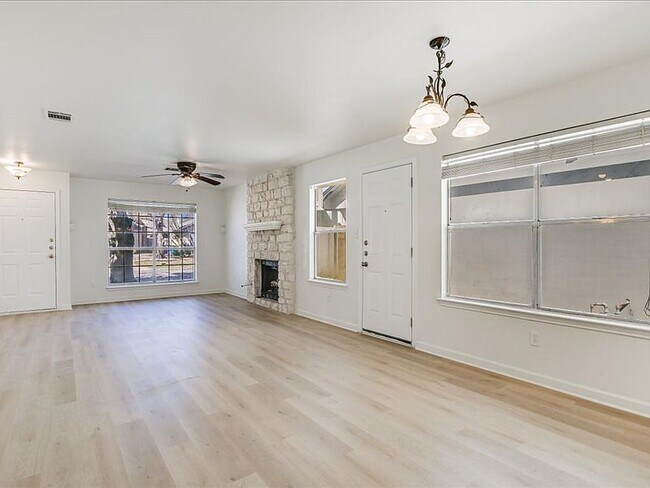 Building Photo - 21304 Byerly Turk Dr