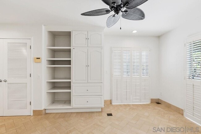 Building Photo - 2841 Cacatua St