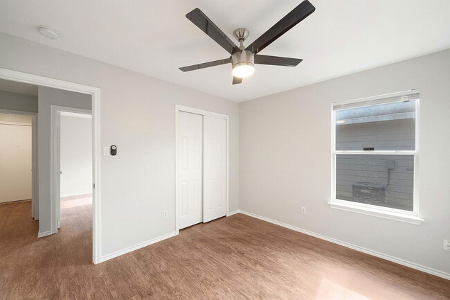 Building Photo - 3002 Crownover St