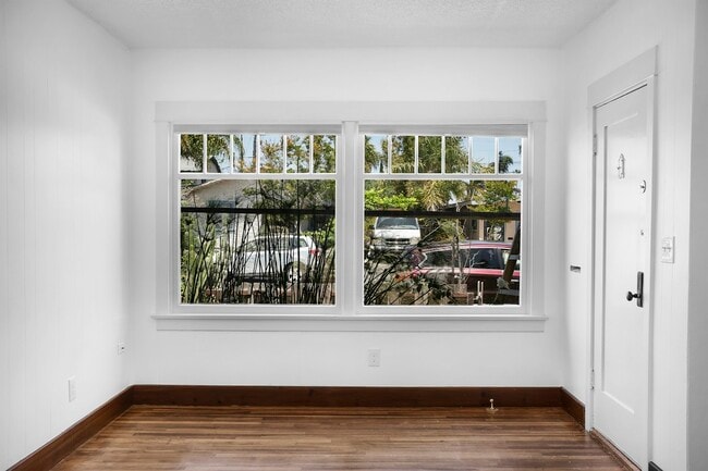 Building Photo - 4741 Brighton Ave