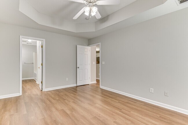 Building Photo - 536 Stirling Bridge Rd