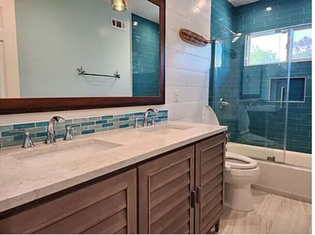 Building Photo - $4990 -- BEAUTIFUL 4BED HOME IN MISSION VA...