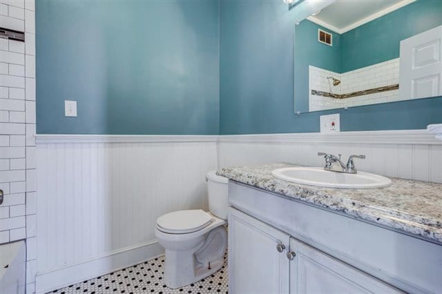 Building Photo - 1630 Patterson Ave SW