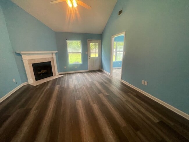 Building Photo - 4723 Laural Oak Dr