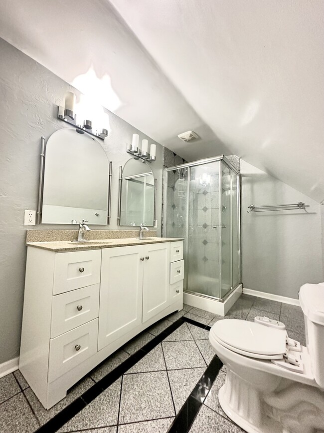Building Photo - 1302 Clayton Marsh Dr
