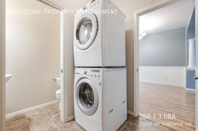 Building Photo - 11645 SW Longspur Terrace