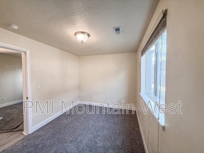 Building Photo - 2779 W 5525 S