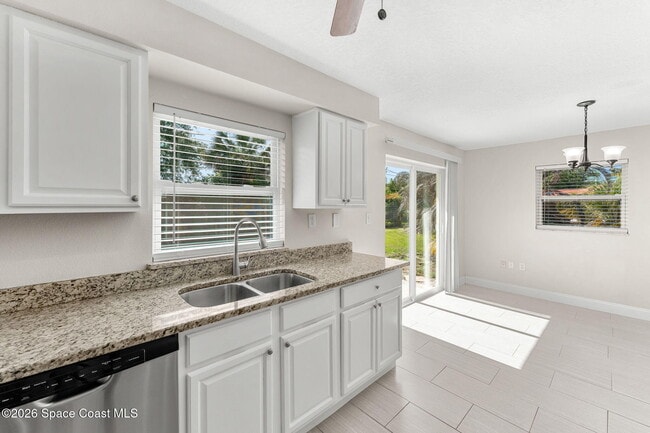 Building Photo - 3077 Sea Gate Cir