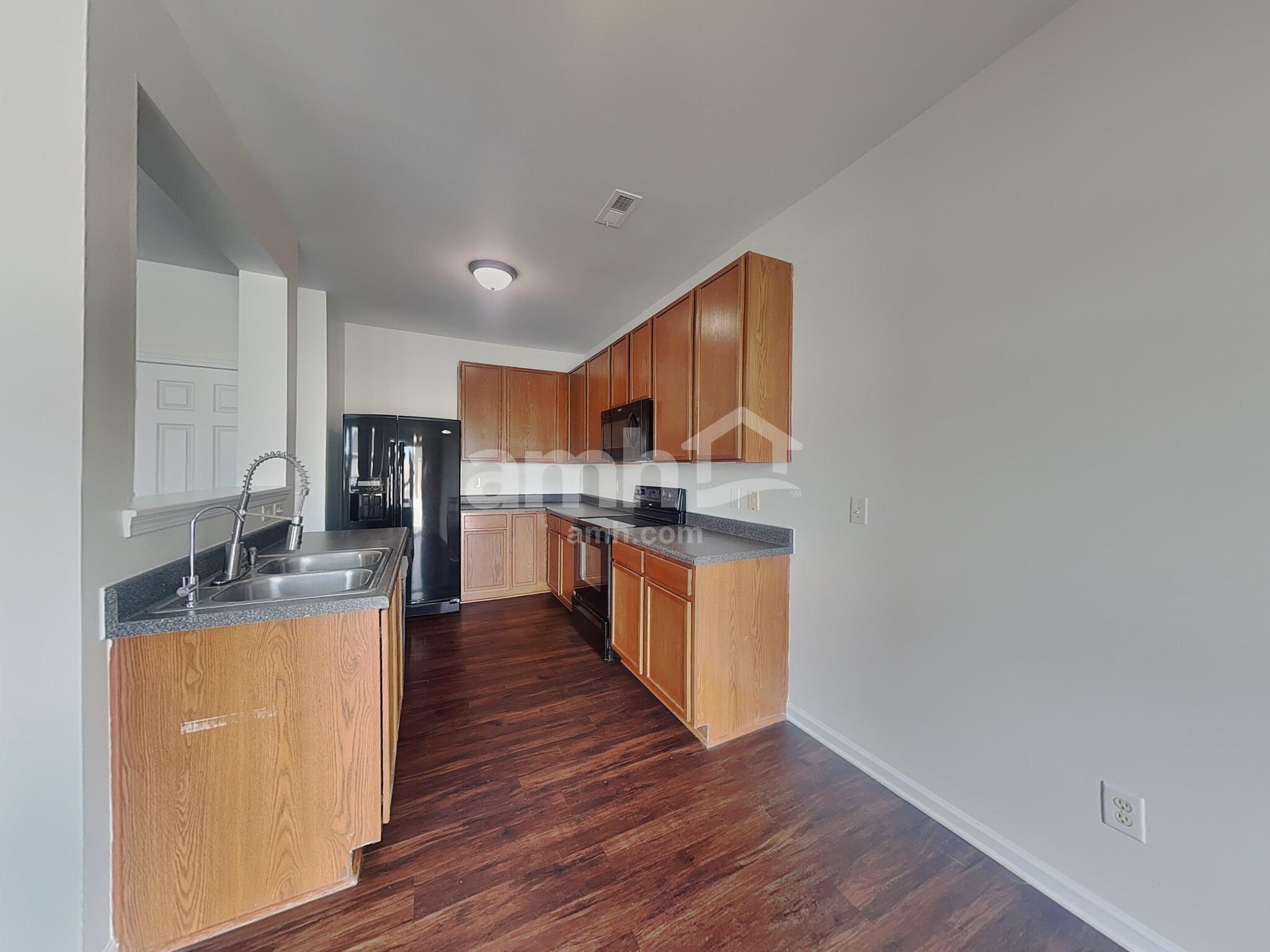 Building Photo - 1026 Skillbeck Rd