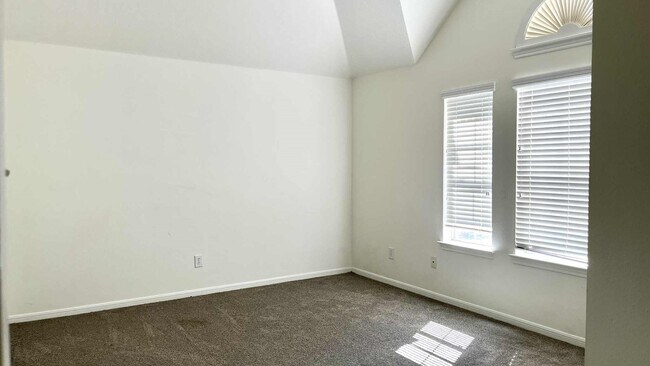 Building Photo - 17614 Wind Mist Ln