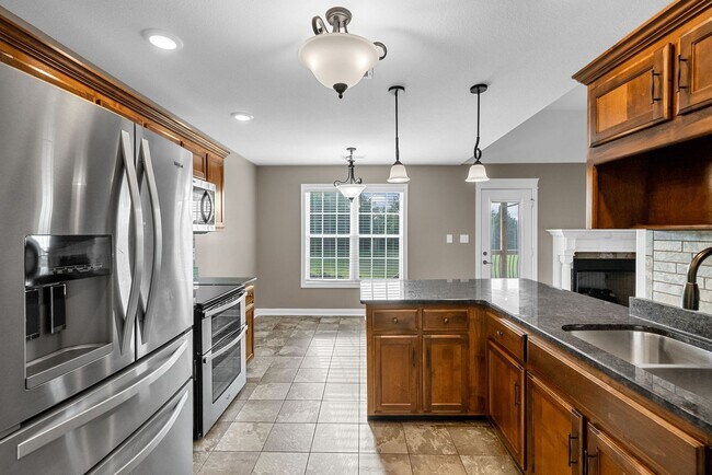 Building Photo - Stunningly Large Home Ready Today!