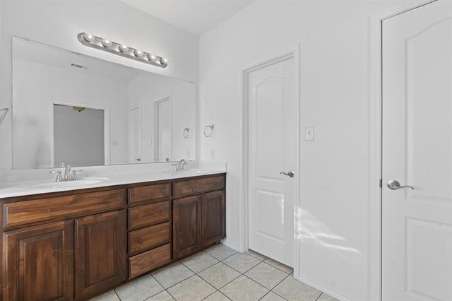 Building Photo - 4013 Winter Springs Dr