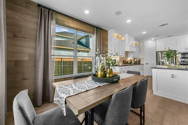 Building Photo - 11083 Scarecrow Dr