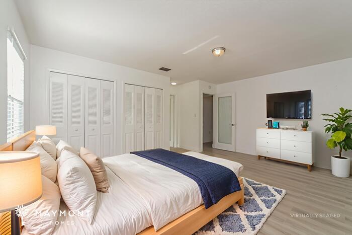 Building Photo - 11 Maple Run