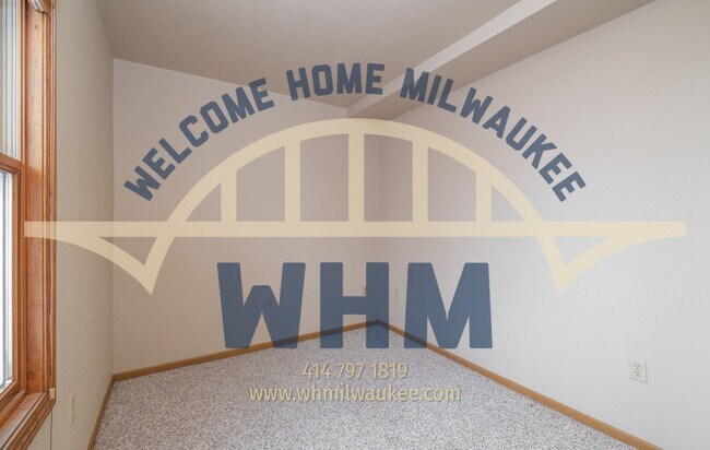 Building Photo - Bay View Gem: Convenience & Comfort Await!