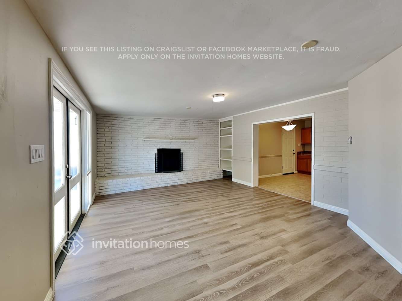 Building Photo - 3702 W Vista Ave