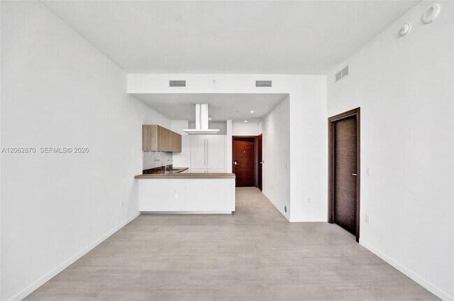 Building Photo - 1000 Brickell Plaza