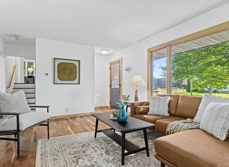 Building Photo - 9300 Blaisdell Ave S