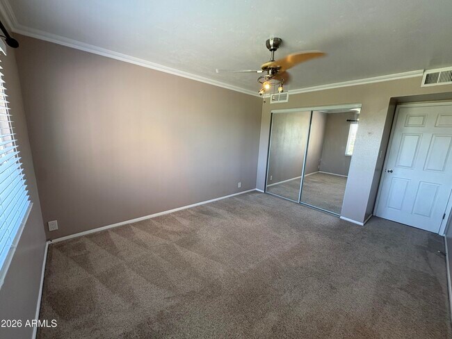Building Photo - 7940 E Camelback Rd