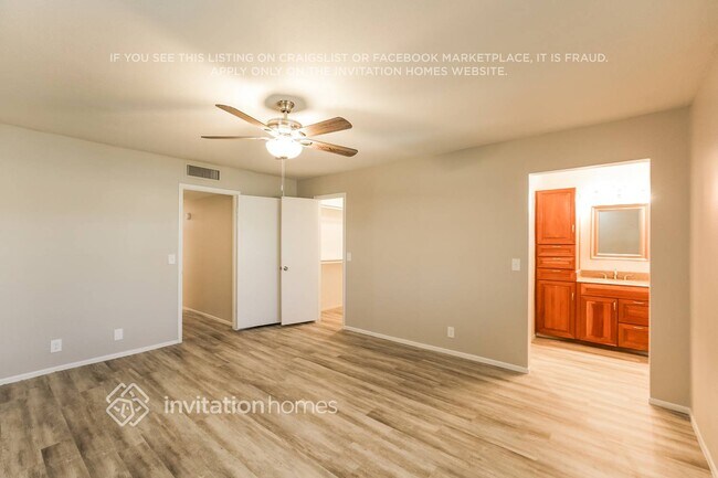 Building Photo - 16424 N 51st Dr