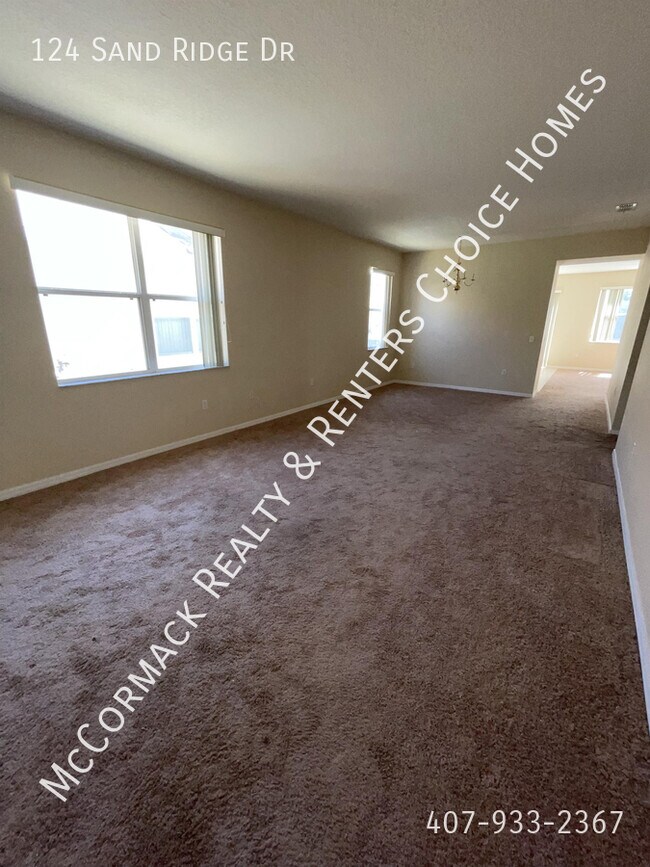 Building Photo - 124 Sand Ridge Dr